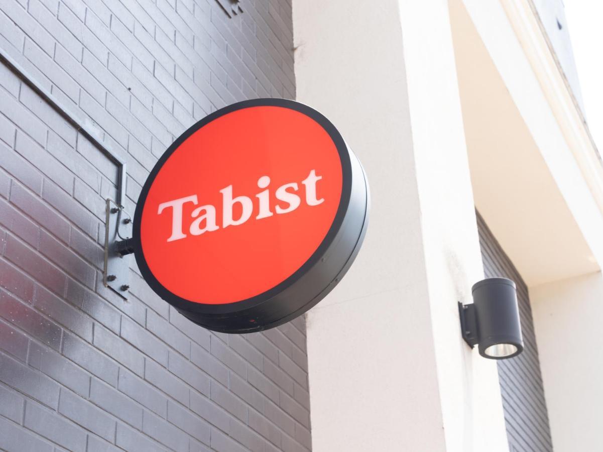 Tabist S Hyde Park Koga Station Hotel Екстериор снимка